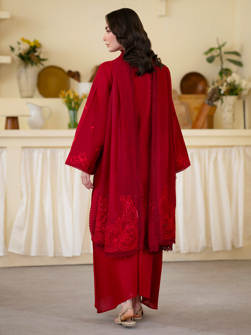 Mahnur | Ember Lawn 26 | EM-012