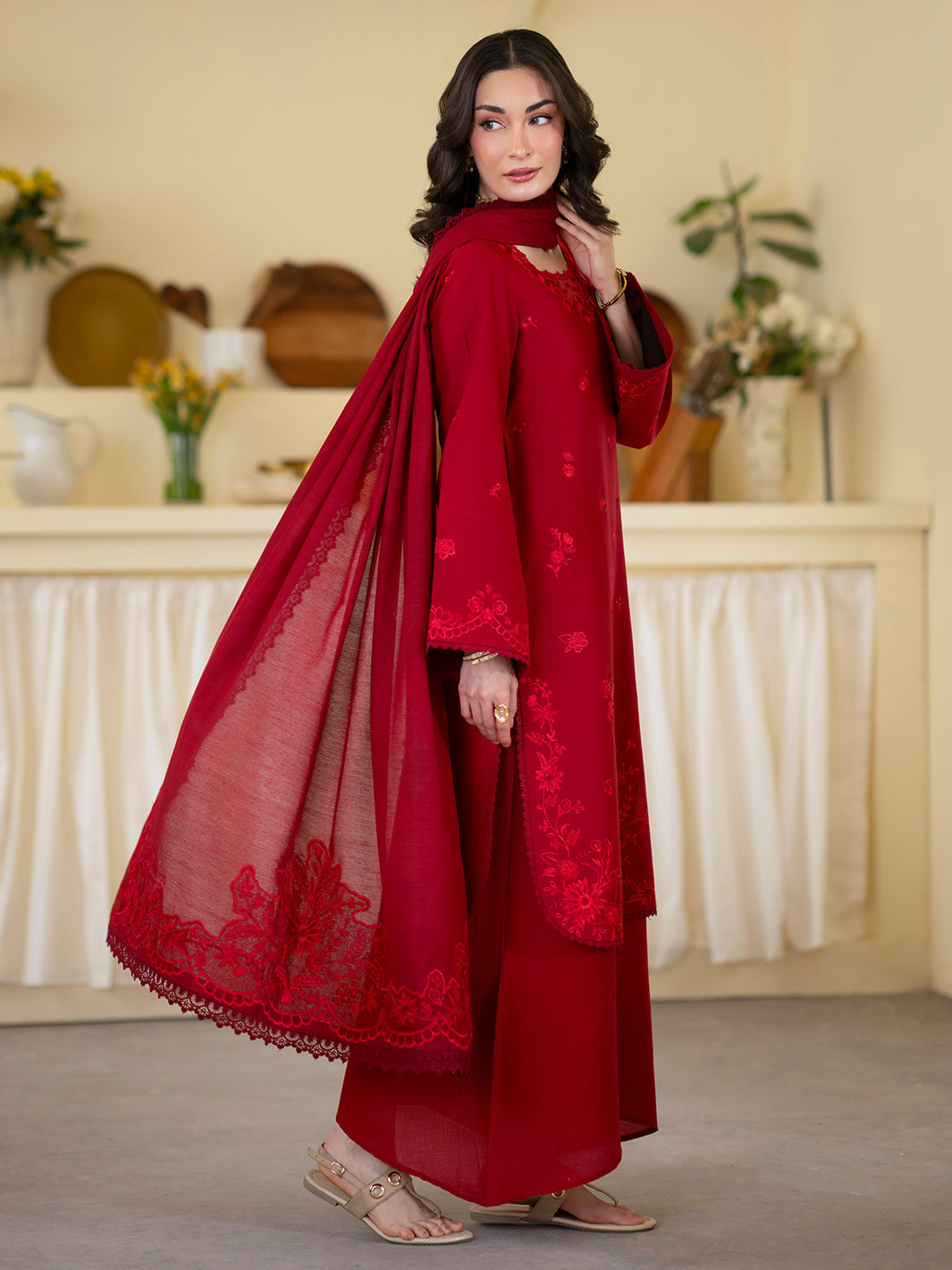 Mahnur | Ember Lawn 26 | EM-012