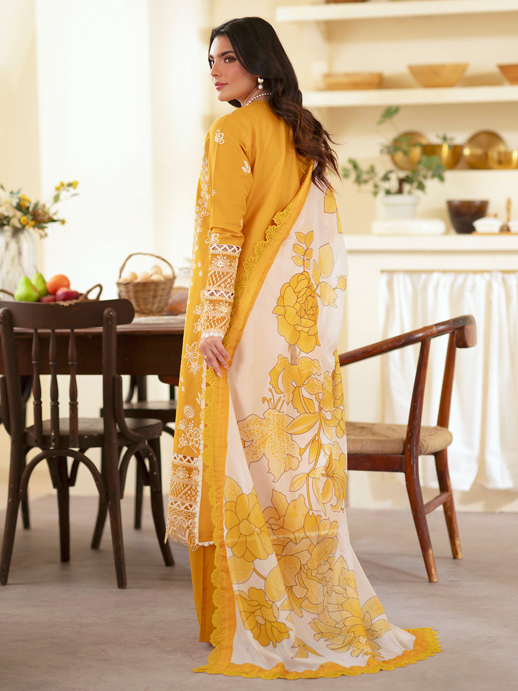 Mahnur | Ember Lawn 26 | EM-013