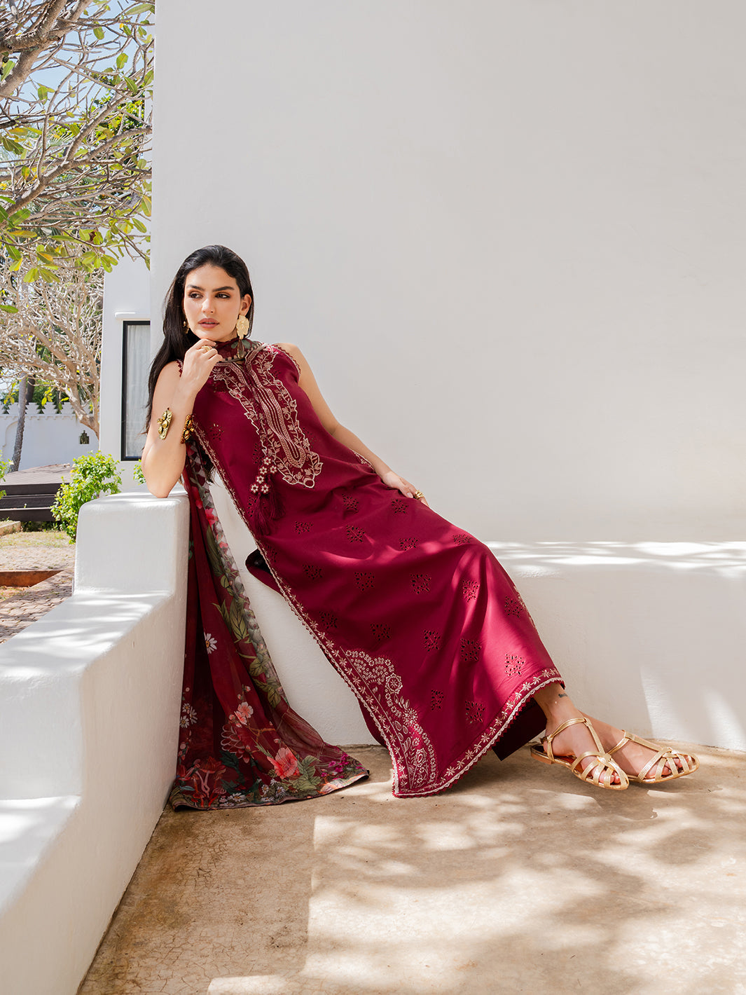 Izel | Dareen Luxury Lawn 26 | Eshaal