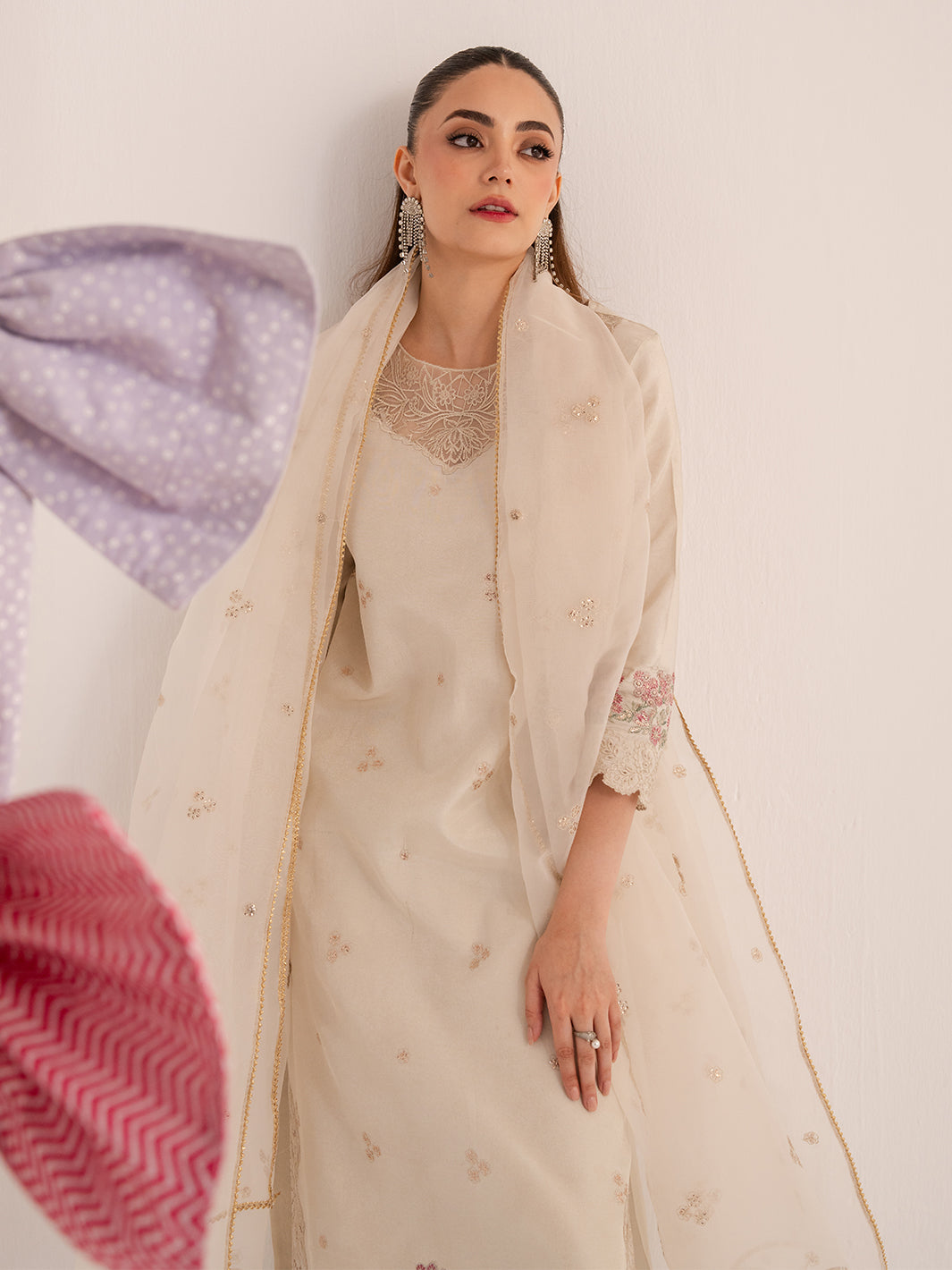 Izel | The Silk Chapter | Ecru