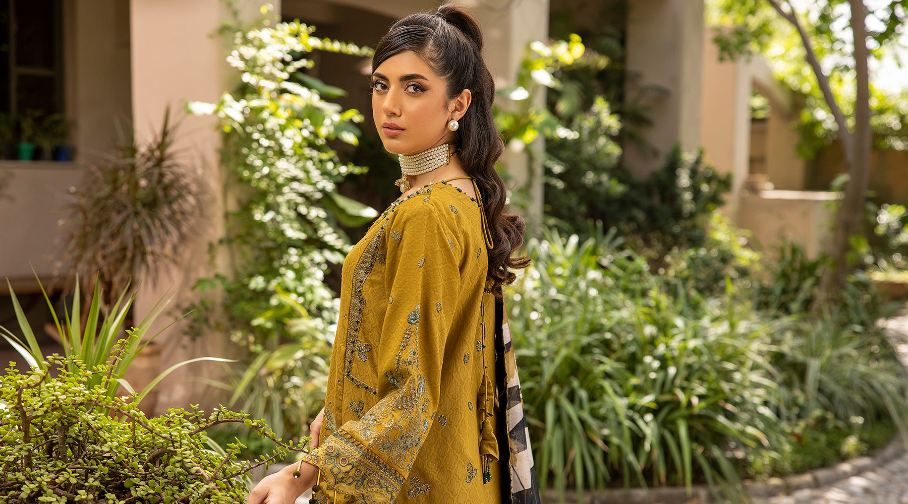 Ellena | Luxury Embroidered Collection | D17