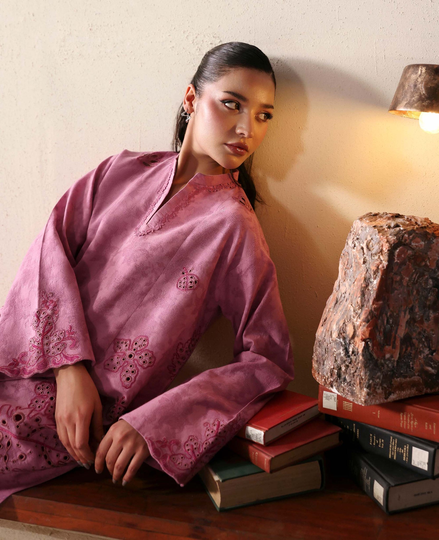 Republic Womenswear | Basics Winter 25 | Ãlora