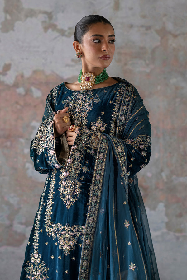 Emaan Adeel | Saanjh Velvet Collection 24 | Meher