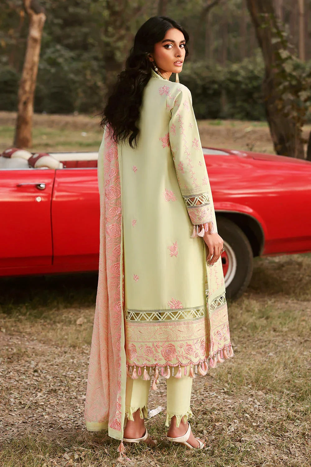 Gul Ahmed | Luxury Lawn 26 | PM-62016