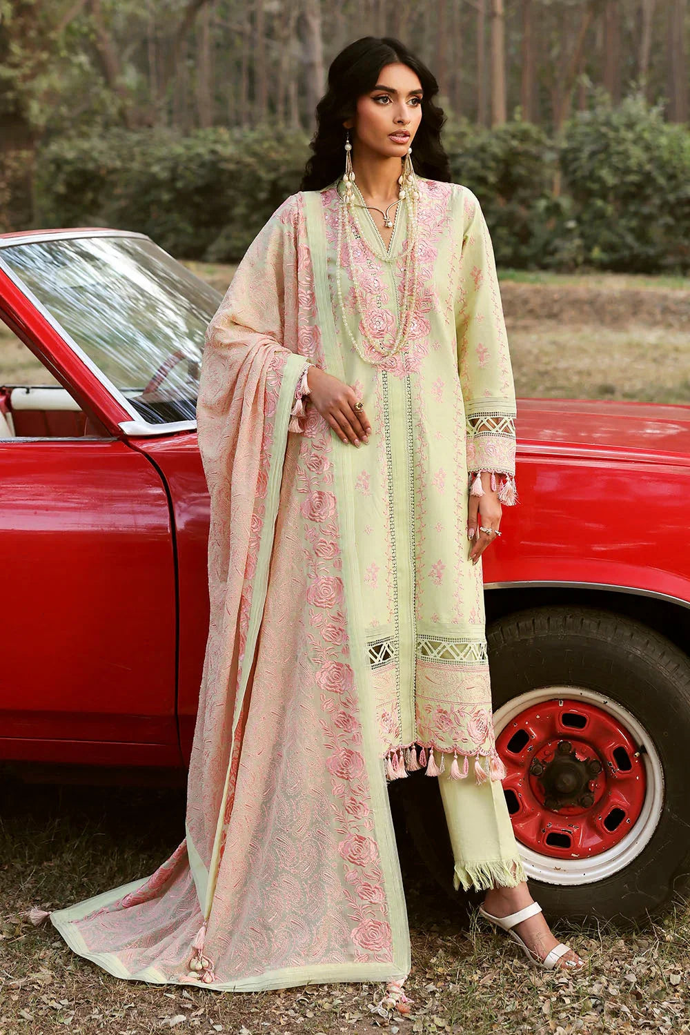 Gul Ahmed | Luxury Lawn 26 | PM-62016