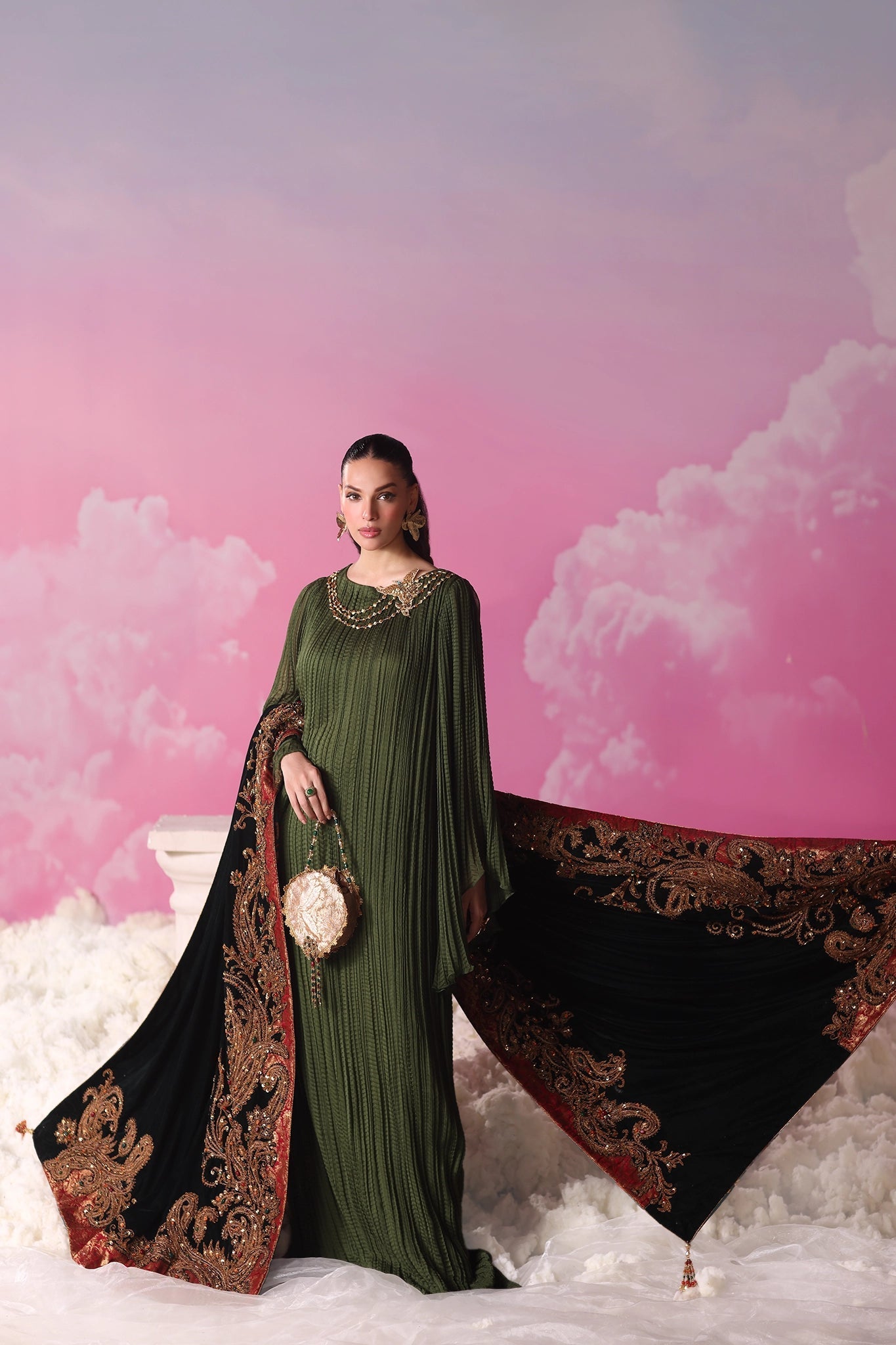 Musferah Saad | Mount Olympus | Emerald Ãclat