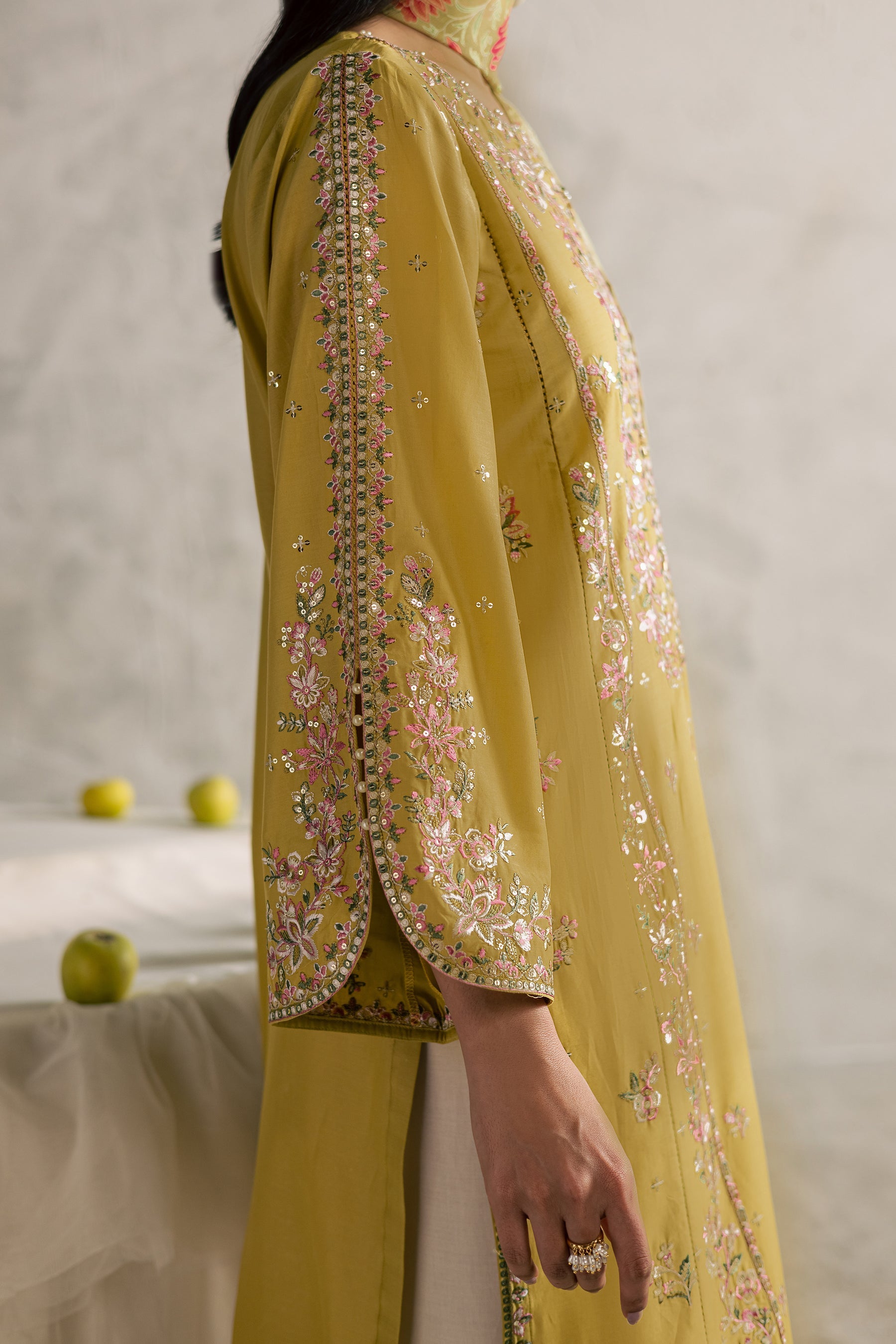 Batik | Festive Eid 26 | Essence
