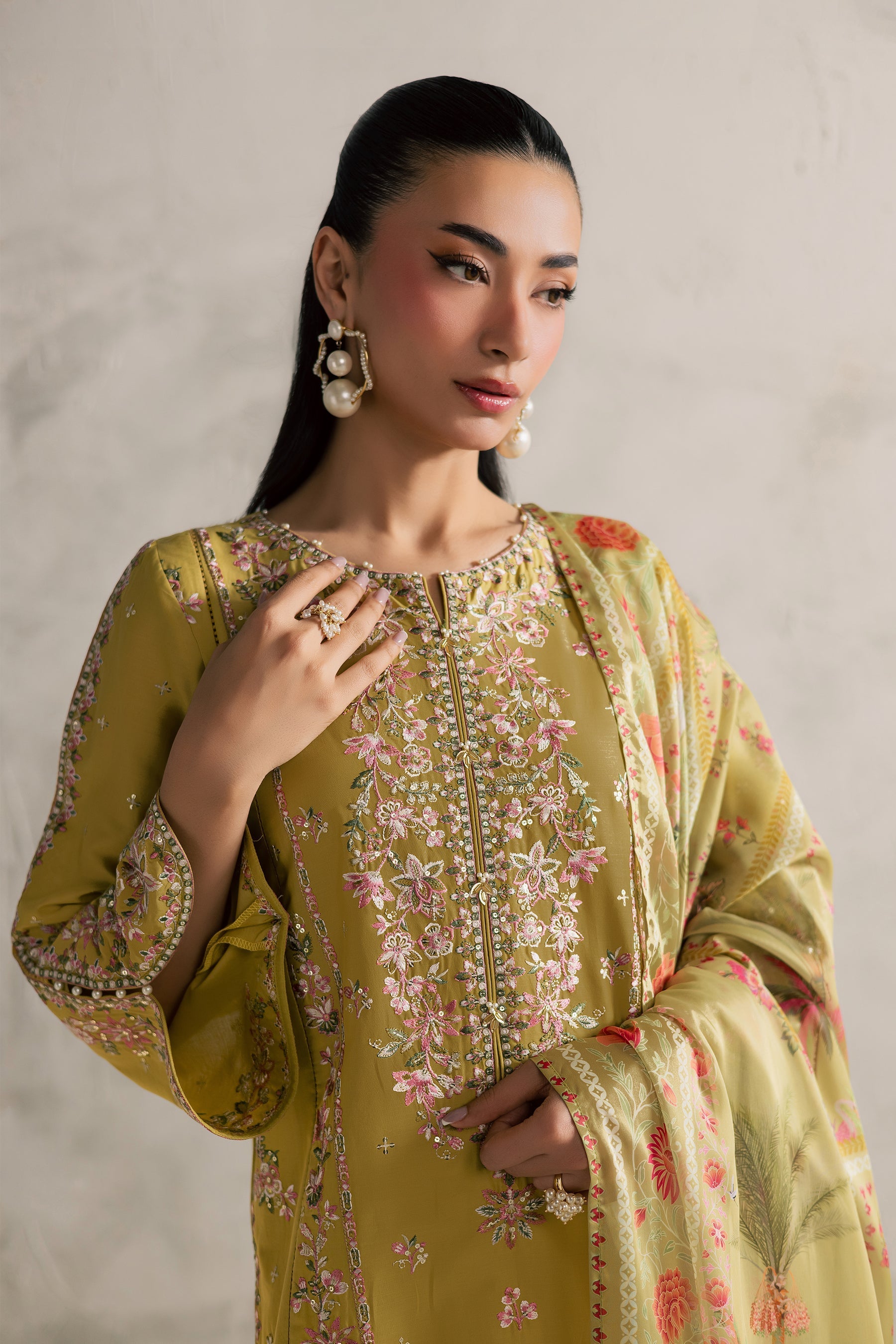 Batik | Festive Eid 26 | Essence