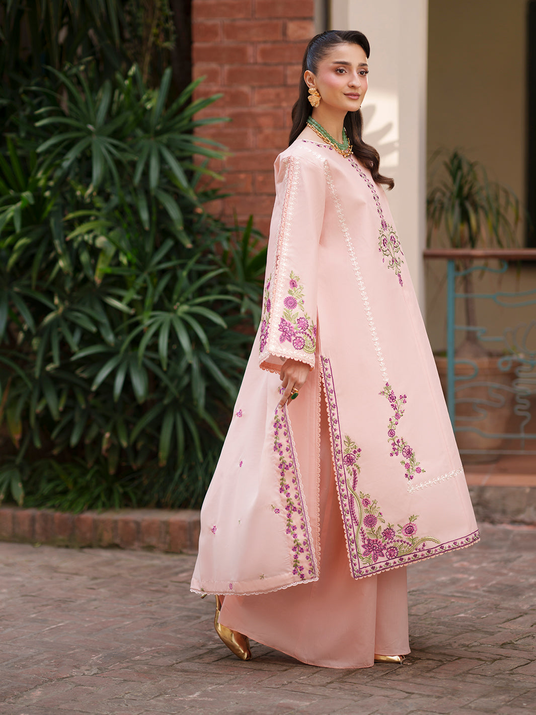 Mahnur | Fiona Lawn 26 | F-01