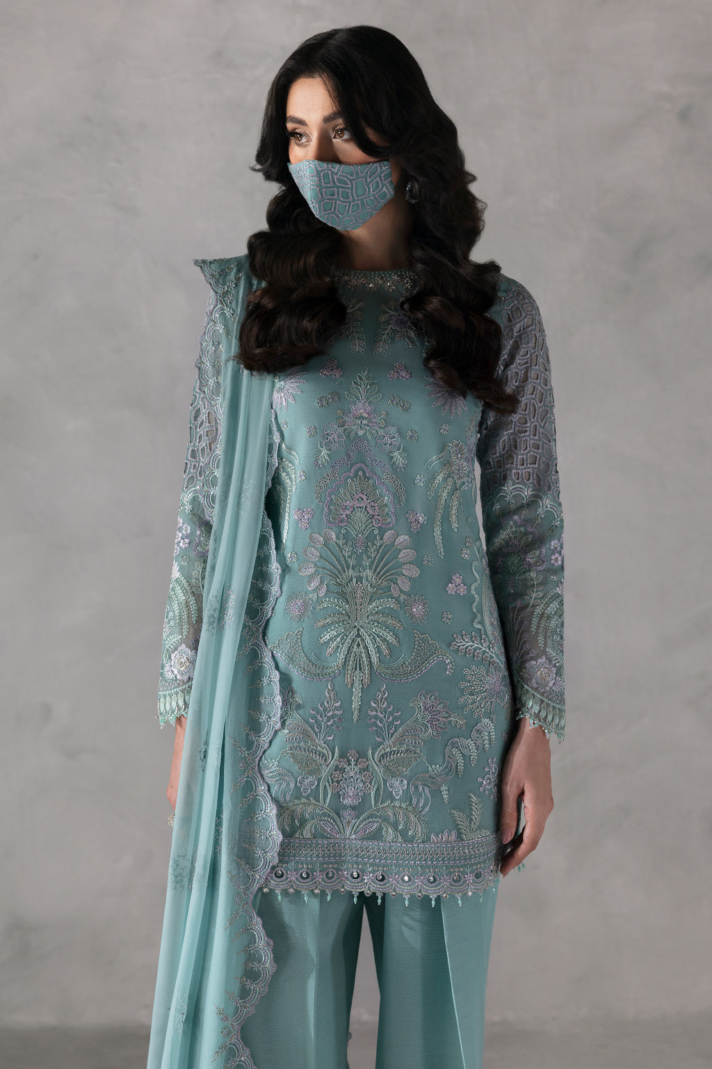 Flossie | Laconic Formals | FE - 905 B
