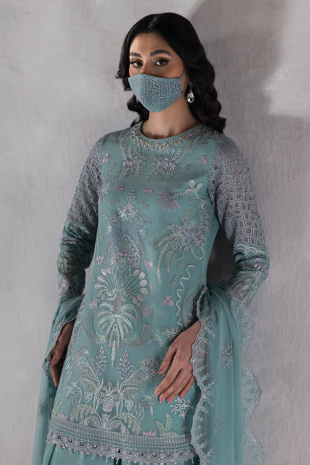 Flossie | Laconic Formals | FE - 905 B