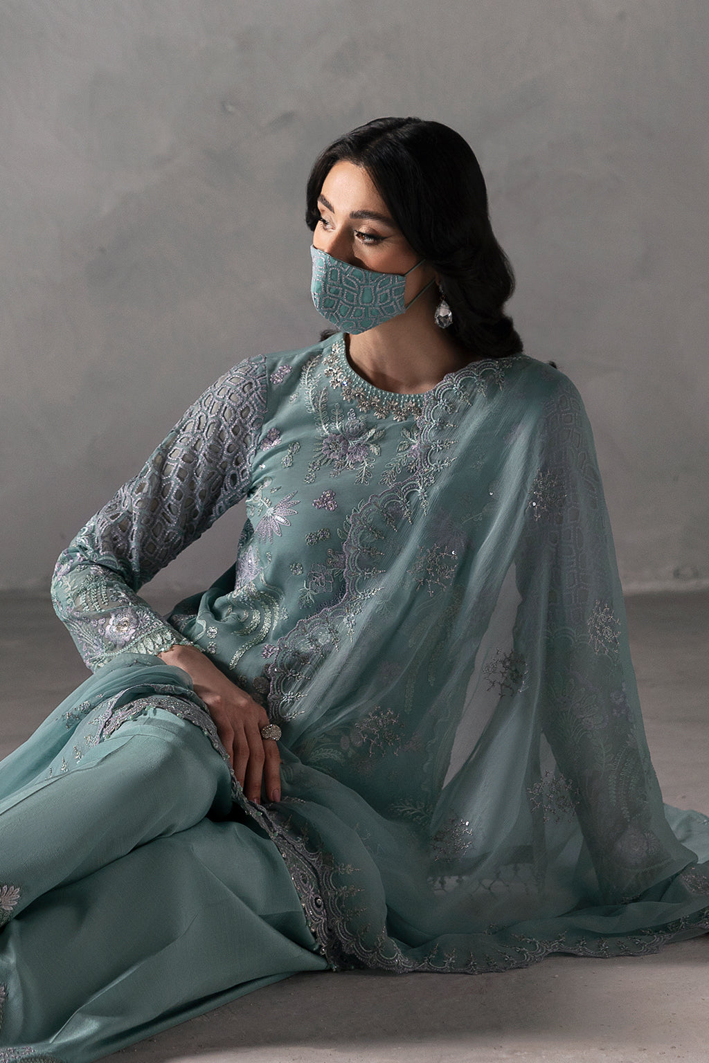Flossie | Laconic Formals | FE - 905 B