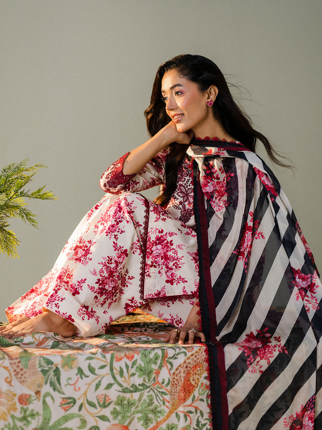 Faiza Faisal | FNF Printed Lawn | ROSE REVERIE