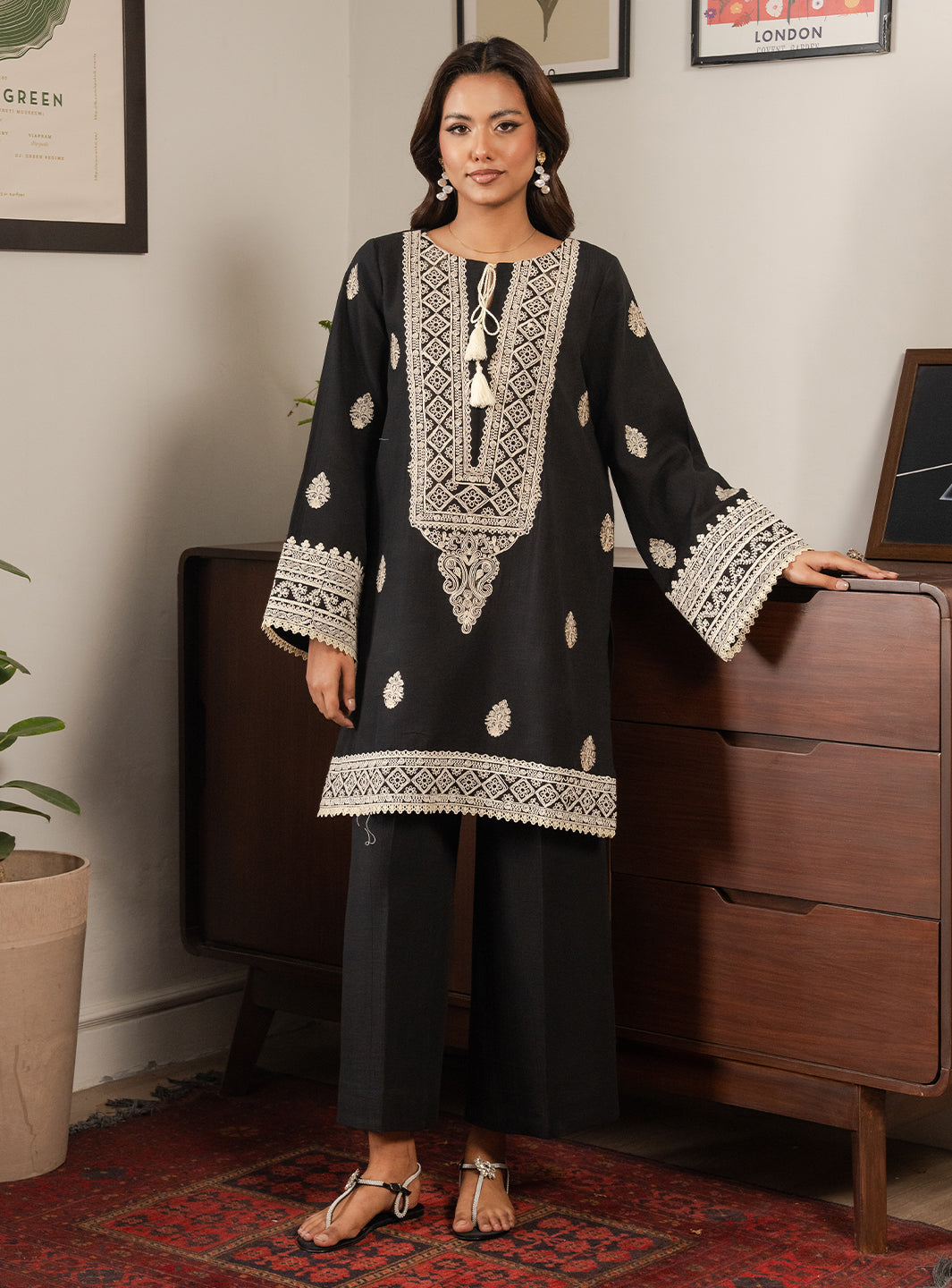 Faiza Faisal | Lumiere Winter Pret | RAHA