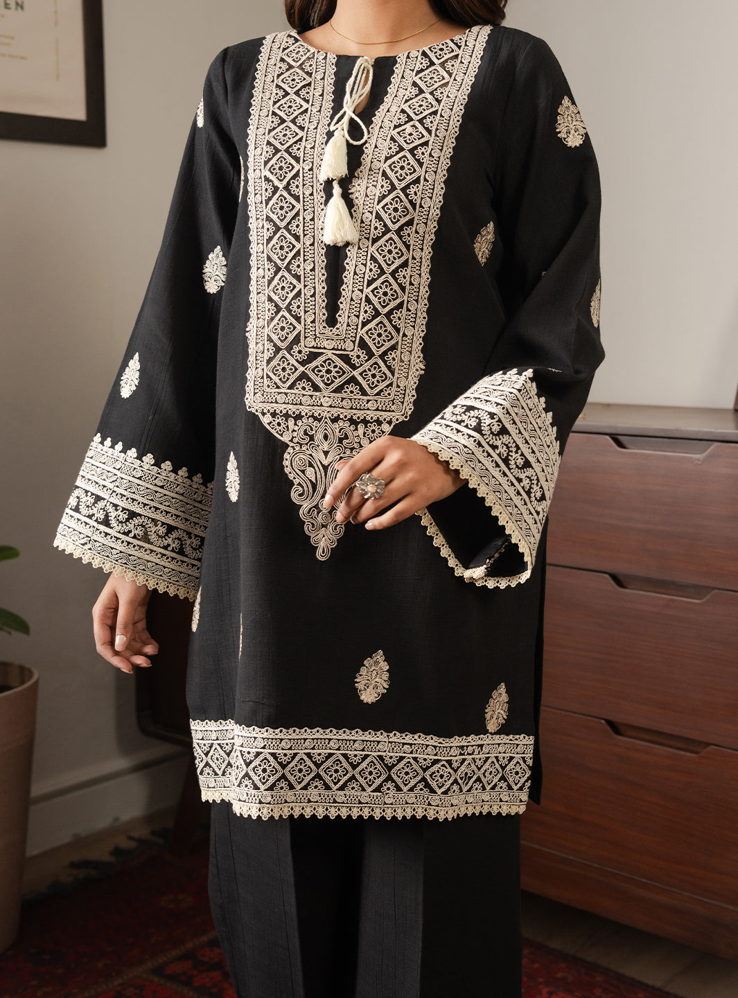 Faiza Faisal | Lumiere Winter Pret | RAHA