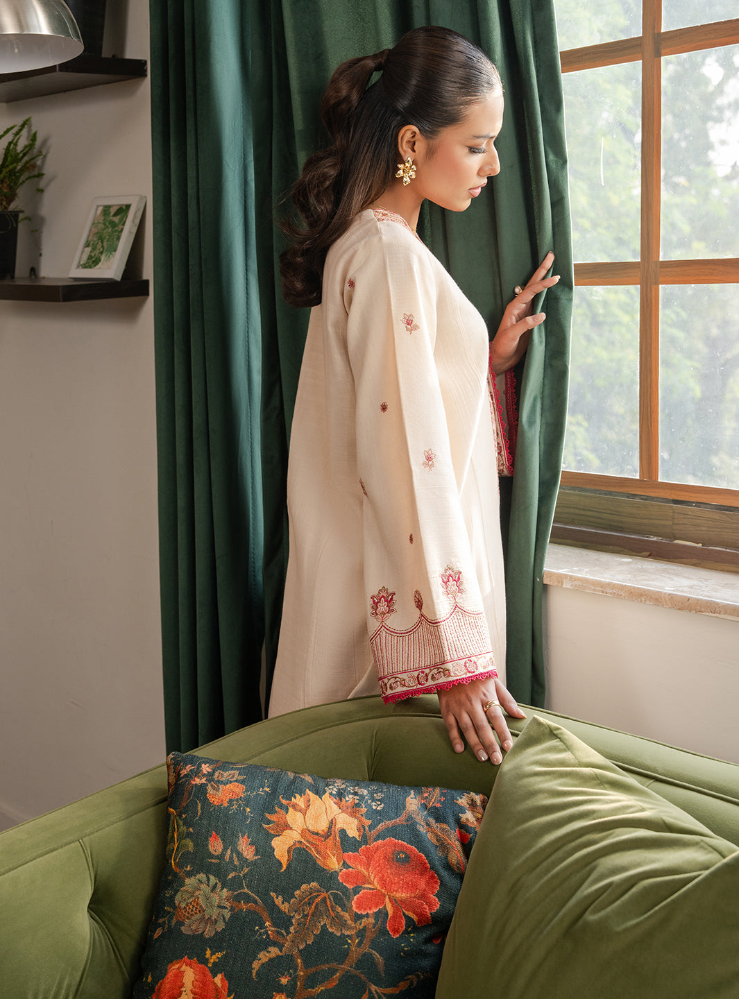 Faiza Faisal | Lumiere Winter Pret | AMAYA