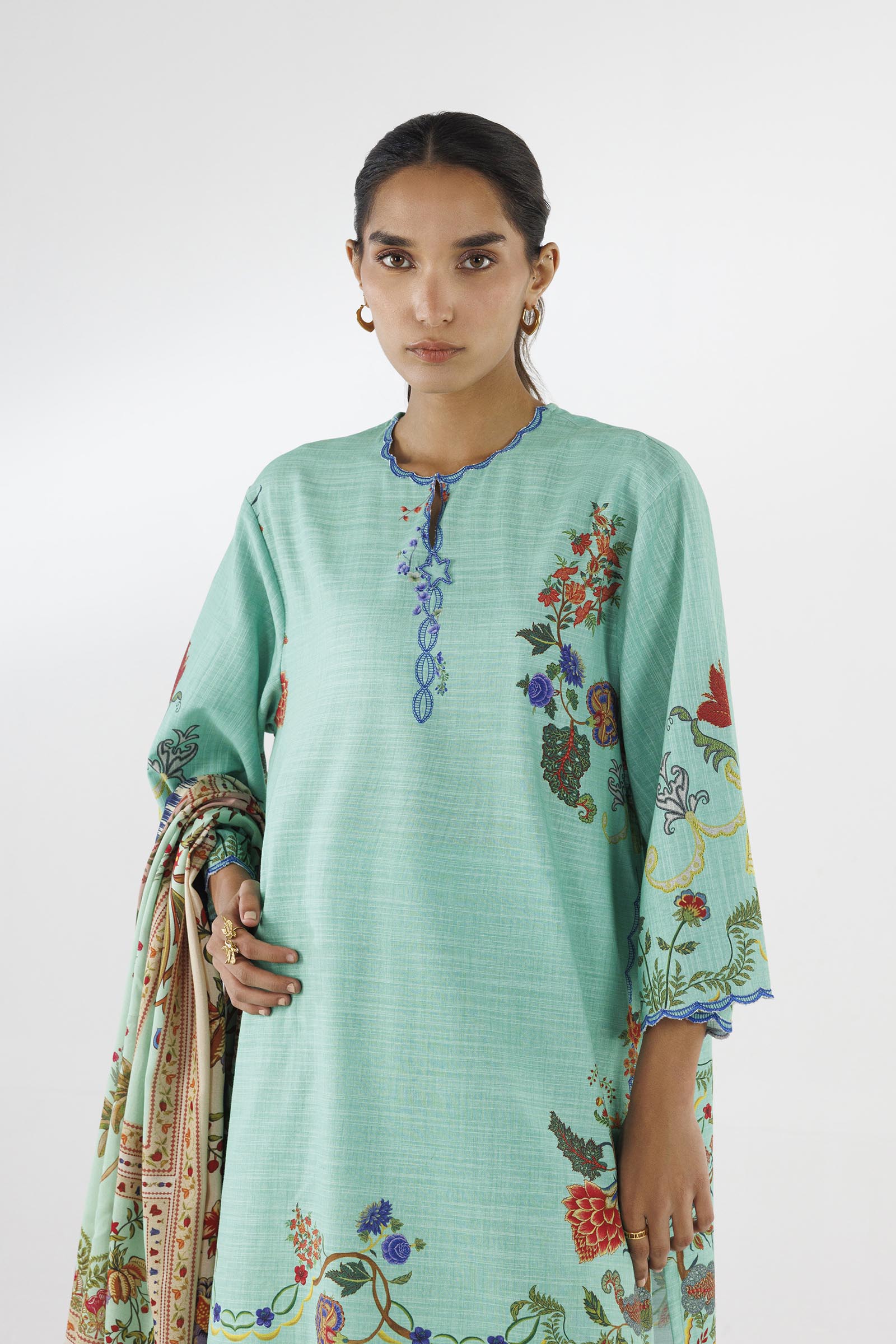 Sana Safinaz | Luxury Pret | Muzlin Khaddar Suit FW25MUZ004BP3