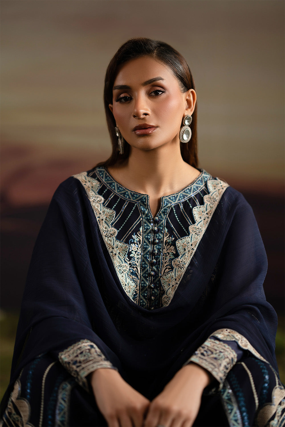 Fressia Premium | Luxury 26 | INDU - FWU5706