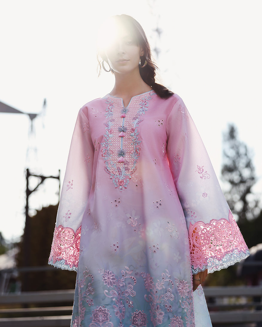 Mushq | Solace Ombre Chikankari | Faint Blossom