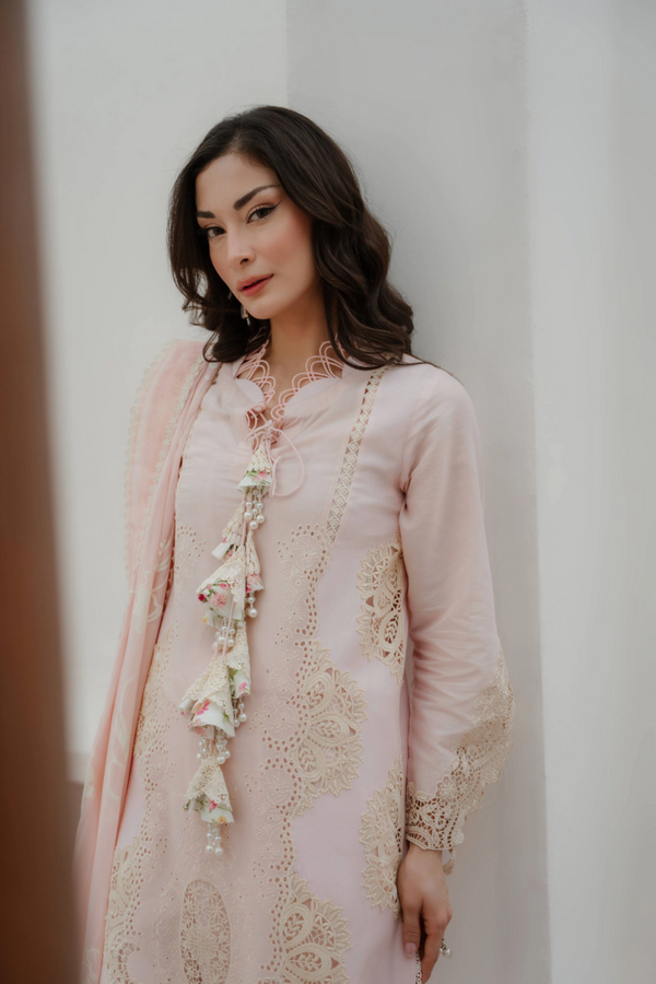 Manara | Eid Pret Collection 26 | FREESIA