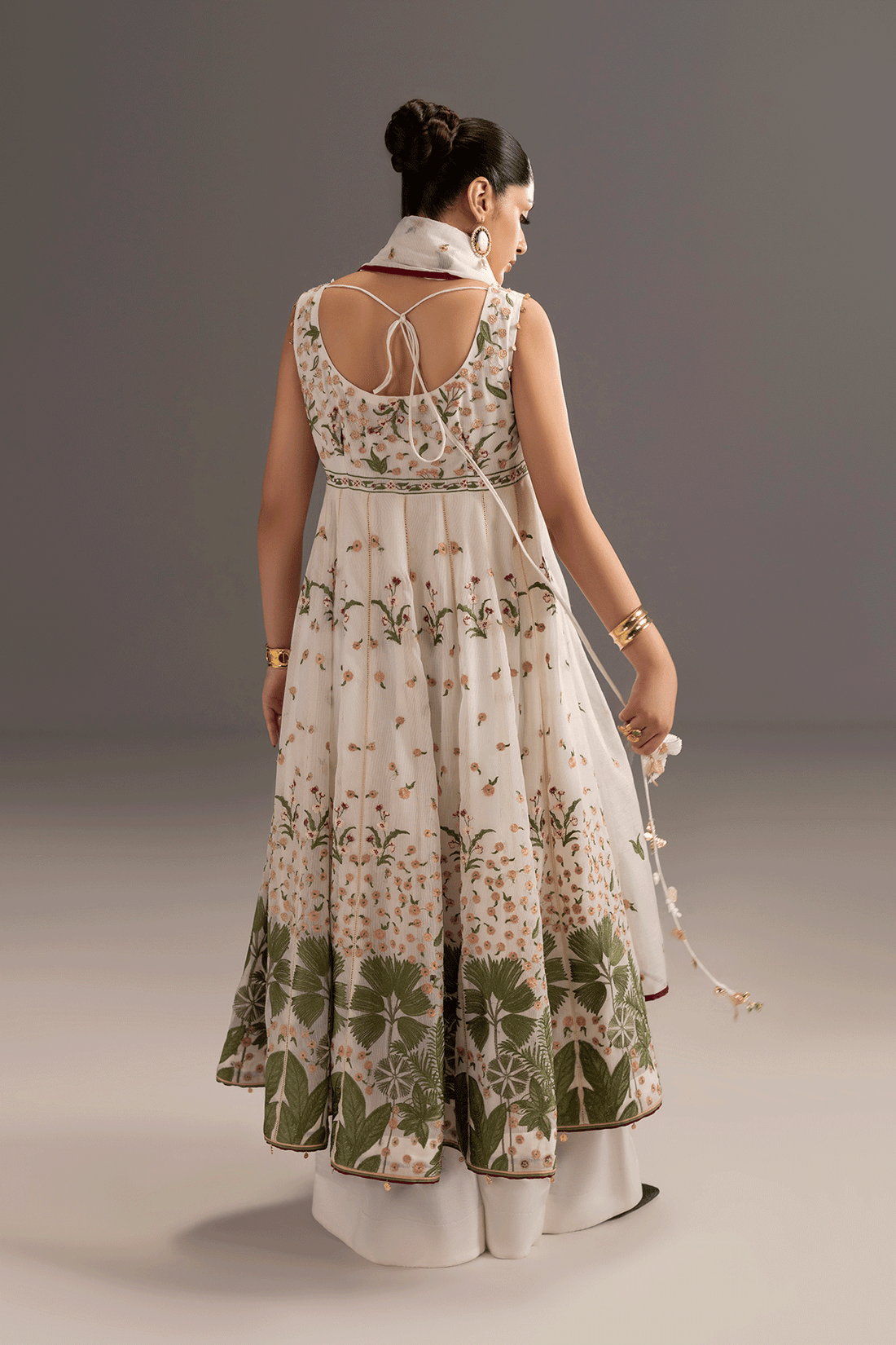 Erum Khan | Summer Whisper | Elegant Glow