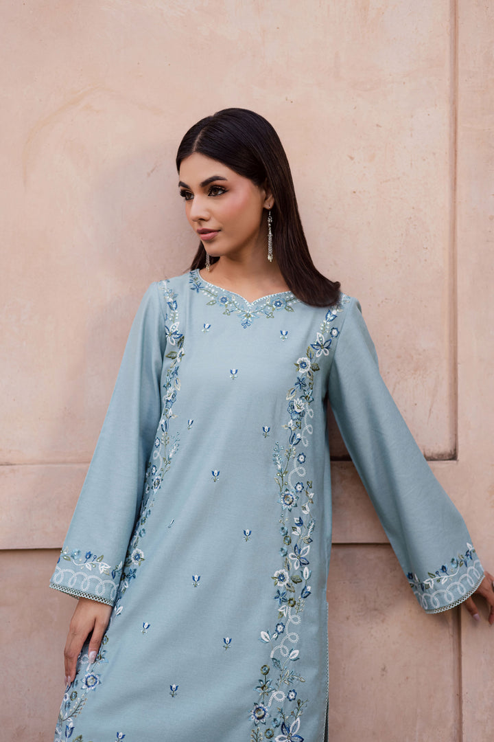 Batik | Winter 25 | Frosty