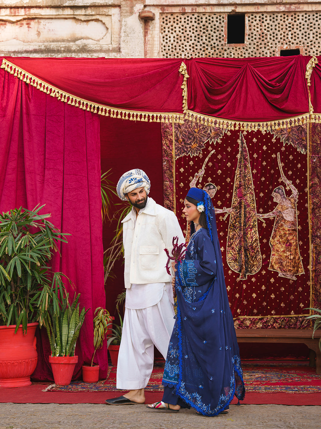 Mahnur | Gul Luxury Lawn 26 | G-003