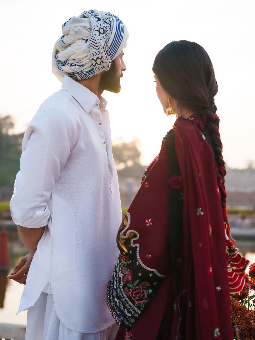 Mahnur | Gul Luxury Lawn 26 |G-005