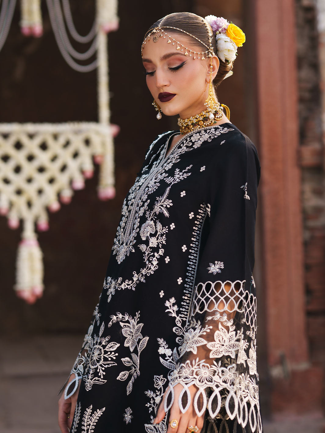 Mahnur | Gul Luxury Lawn 26 |G-010