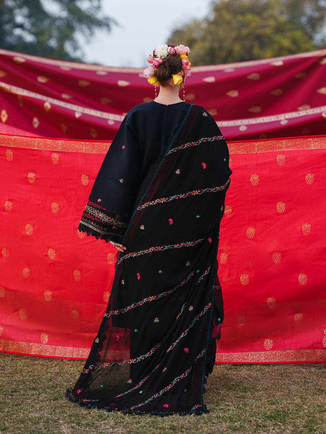 Mahnur | Gul Luxury Lawn 26 | G-013