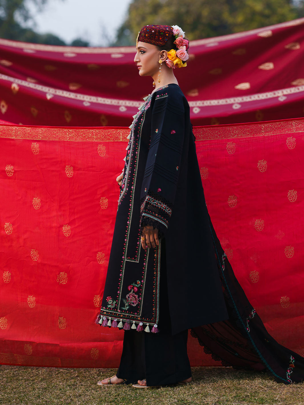 Mahnur | Gul Luxury Lawn 26 | G-012