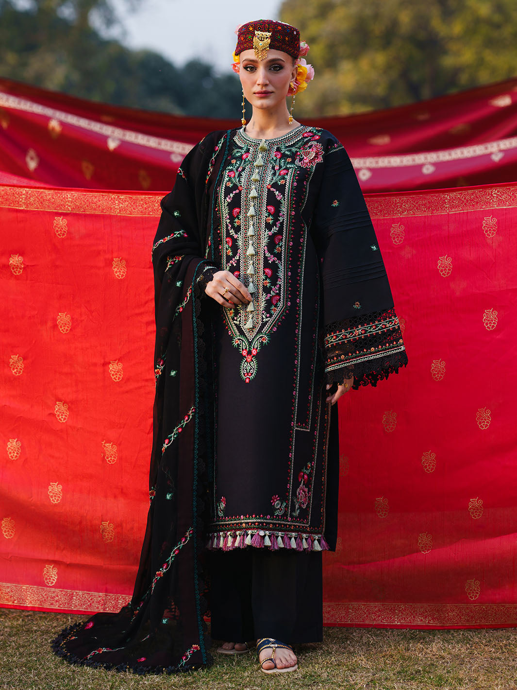 Mahnur | Gul Luxury Lawn 26 | G-013