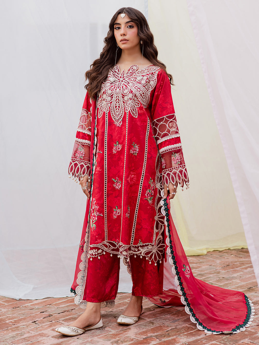 Mahnur | Gulzar Winter 25 | G - 03