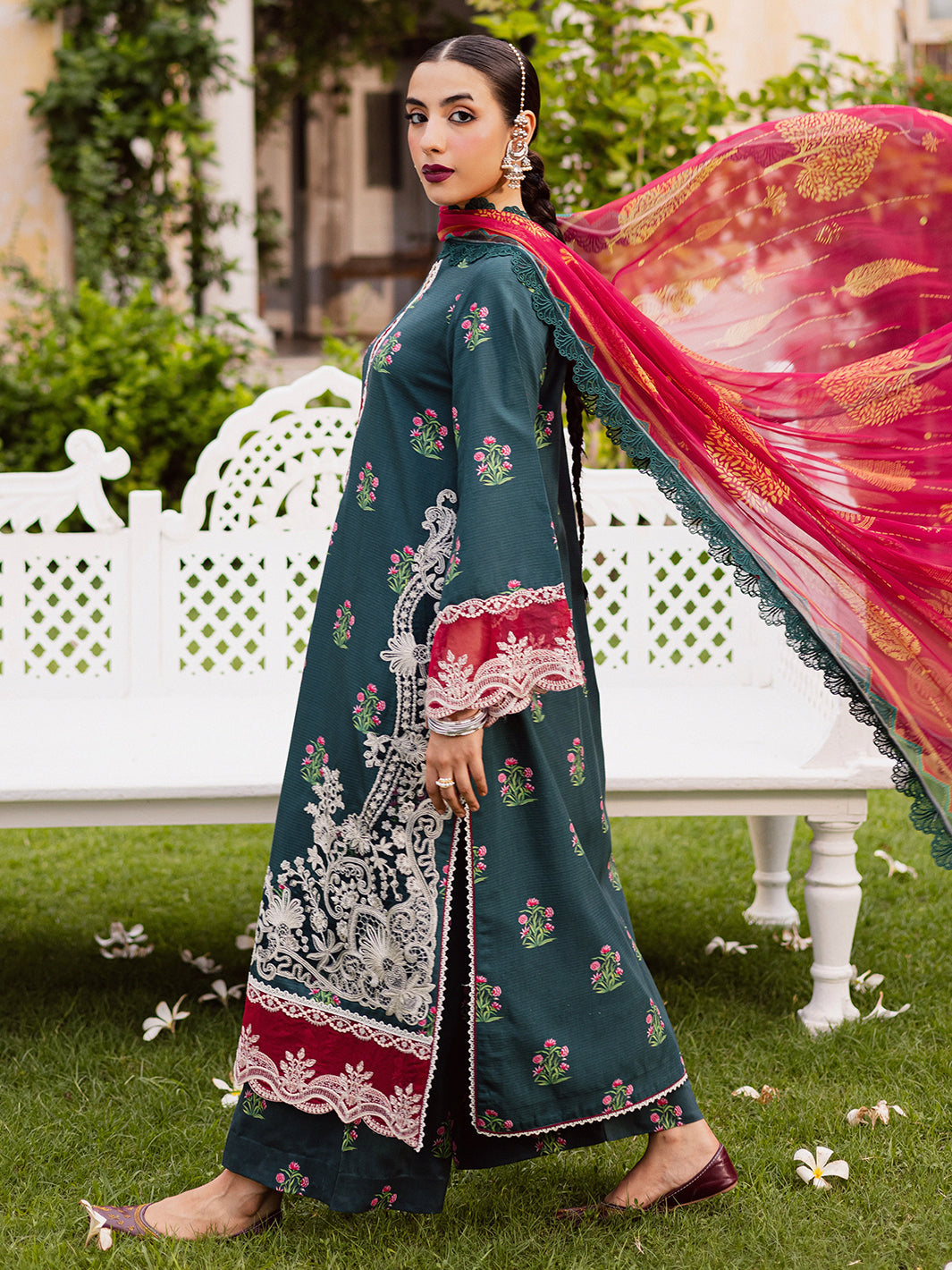 Mahnur | Gulzar Winter 25 | G - 08