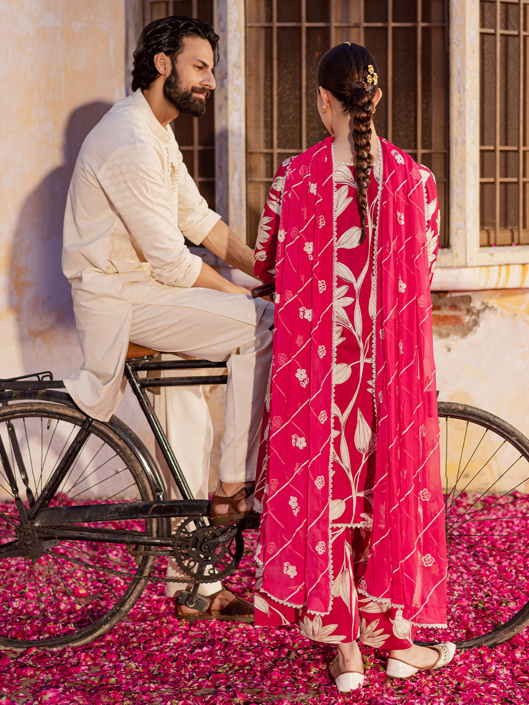Mahnur | Gulzar Winter 25 | G - 11