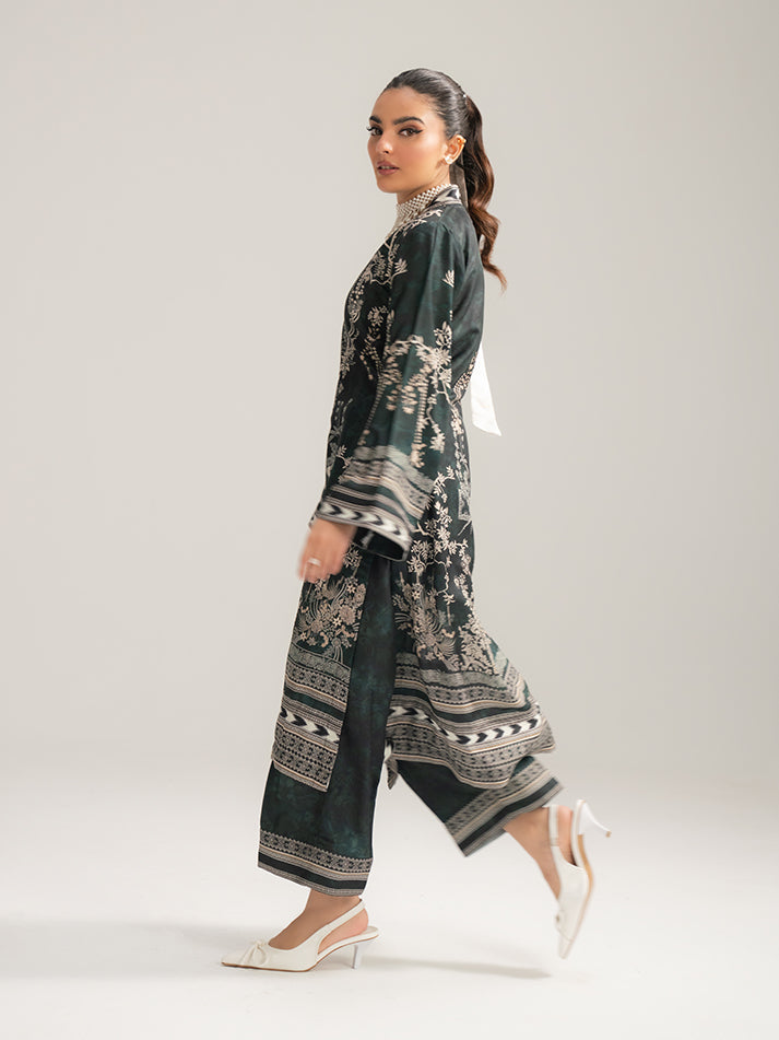 Gulaal | Winter Basics | Lumi