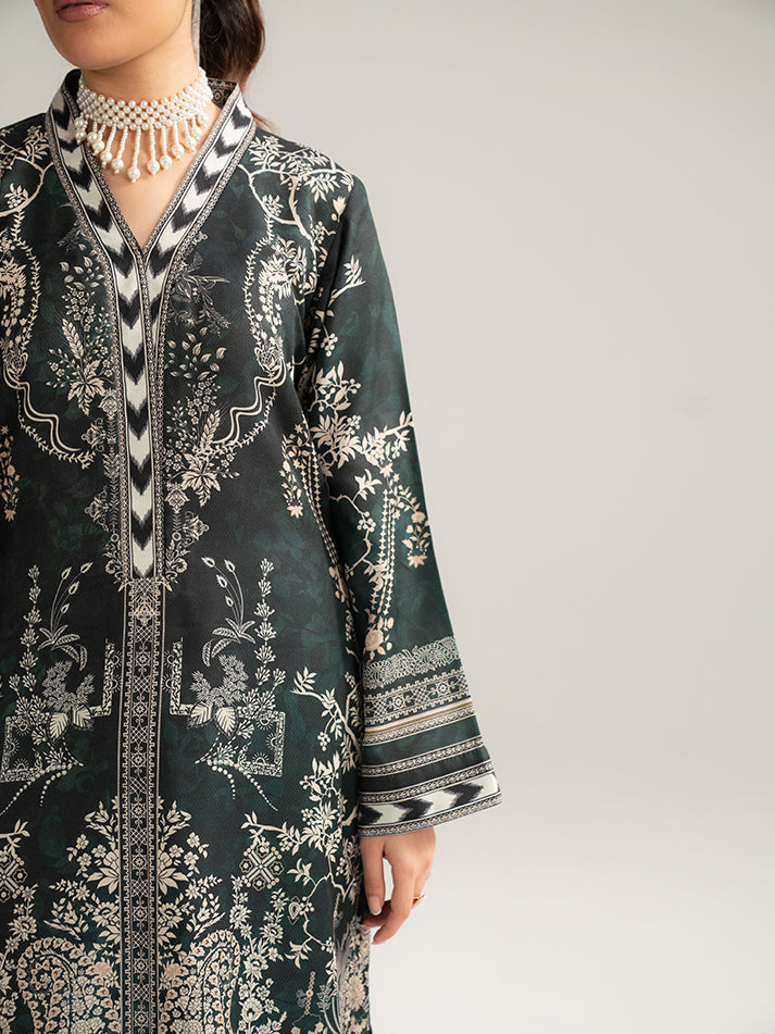 Gulaal | Winter Basics | Lumi