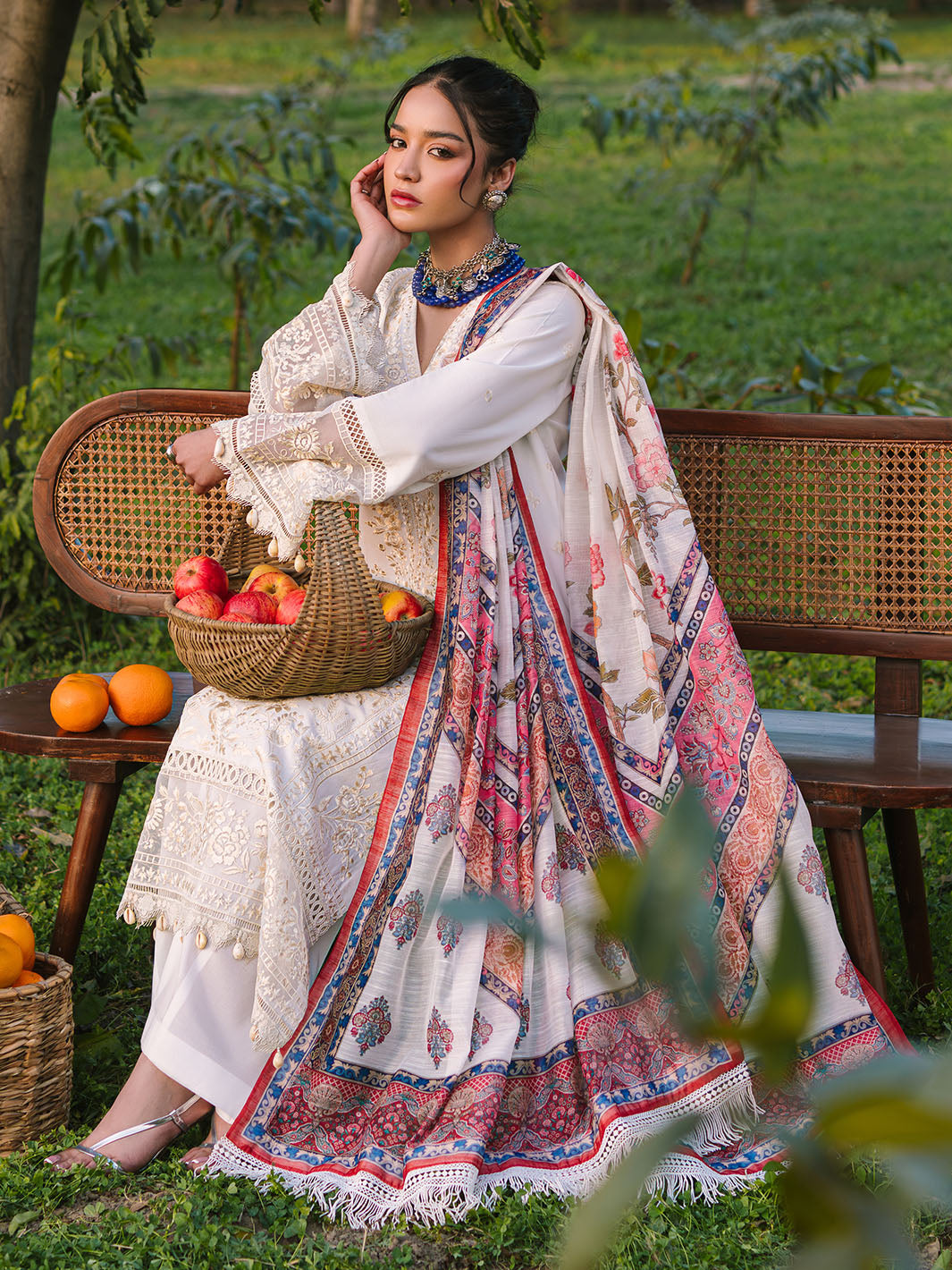 Mahnur | Dahlia Luxury Lawn 25 | Gia