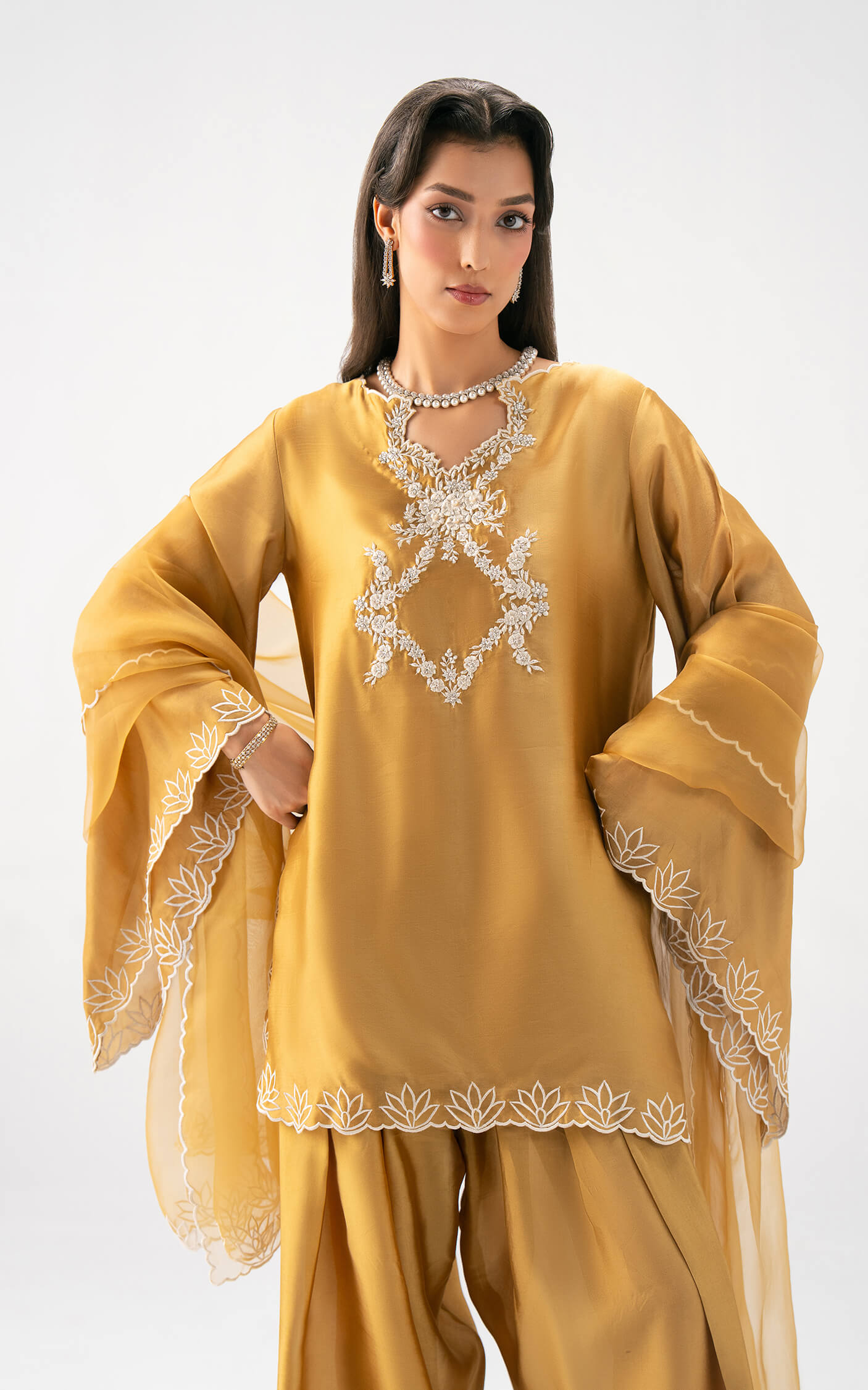 Asifa and Nabeel | Celevara Luxe | Golden Reverie
