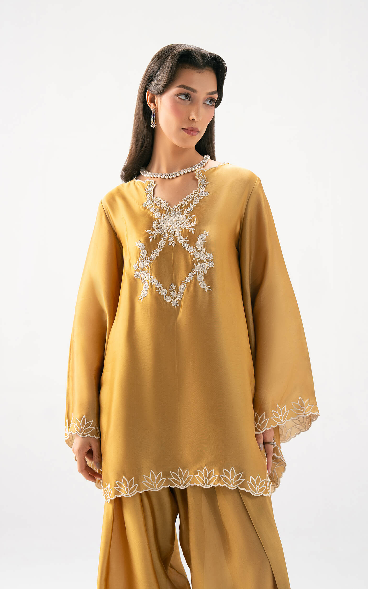 Asifa and Nabeel | Celevara Luxe | Golden Reverie