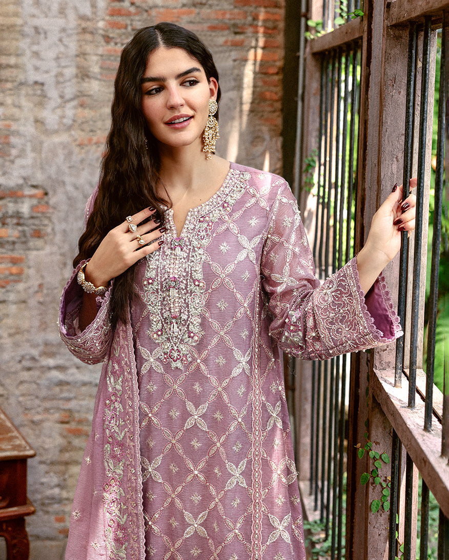 Mushq | Saugaat Pret | Gulbadan