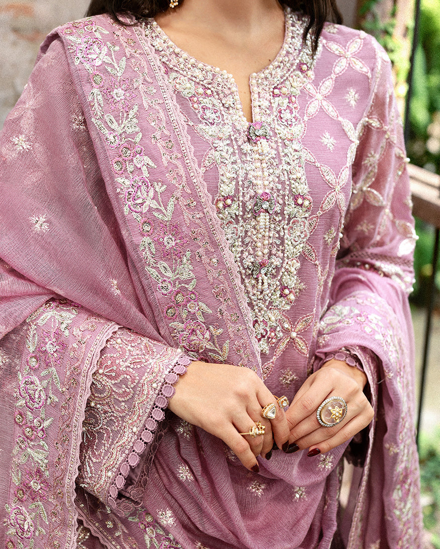 Mushq | Saugaat Pret | Gulbadan