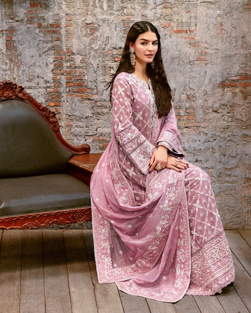 Mushq | Saugaat Pret | Gulbadan