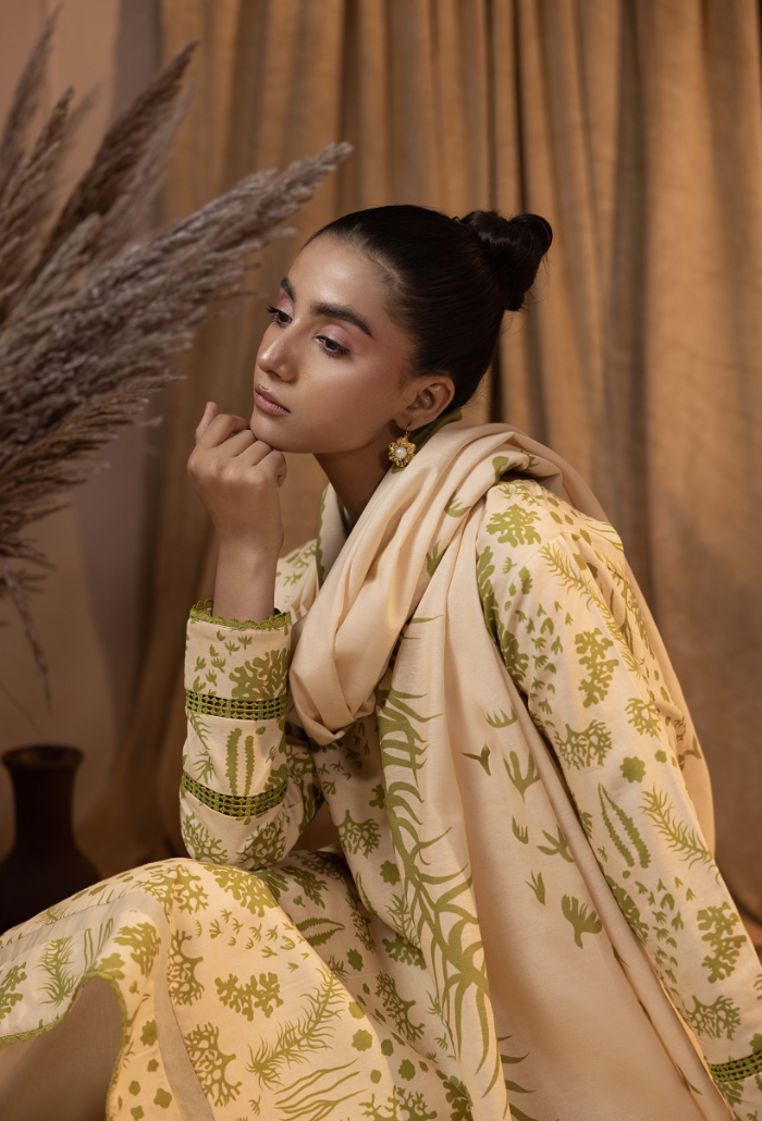Humdum | Raya Khaddar | Raya - D07