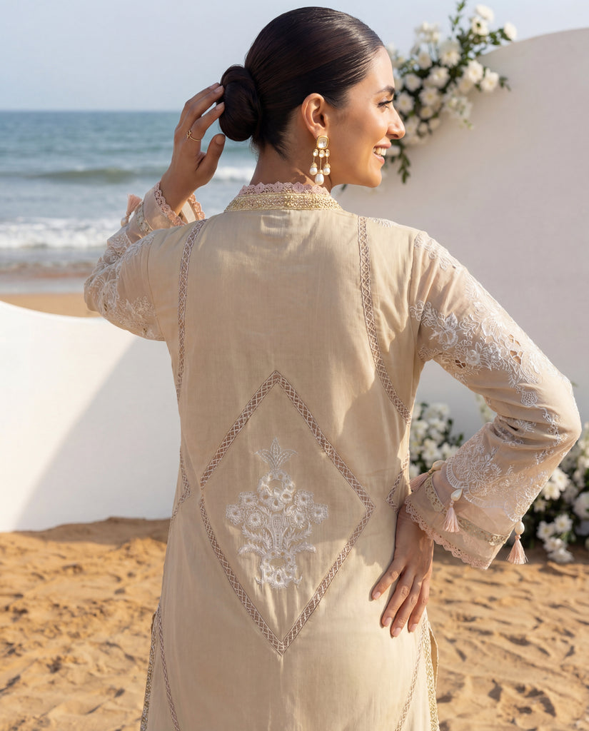 Threads and Motifs | Formal Outfits | 10615