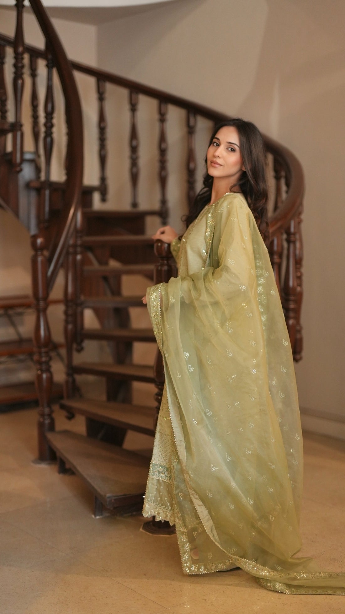 Neeshay | Luxe Pret | Arela