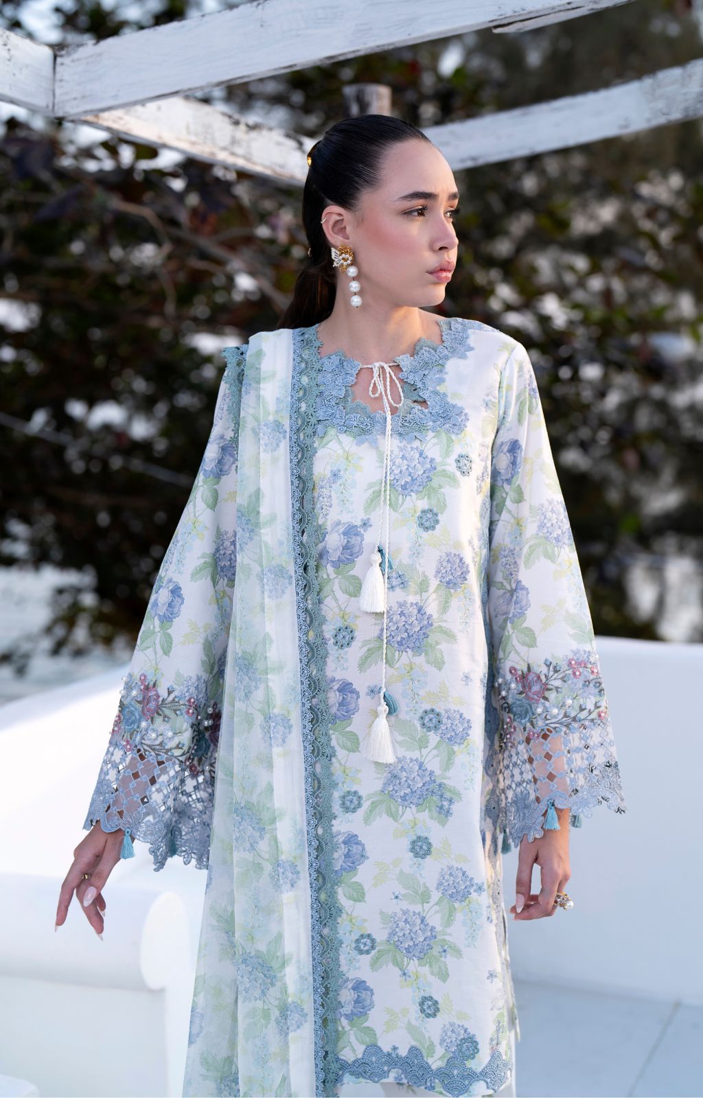 AJR Couture | Printakari Lawn 25 | Isle