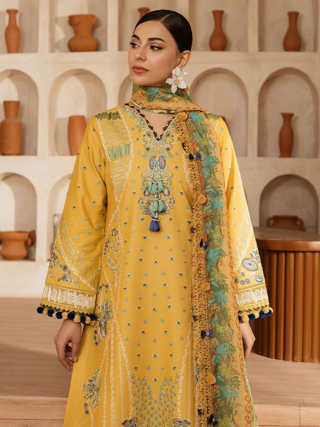 Mahnur | Florence Luxury Lawn 25 | ILENA
