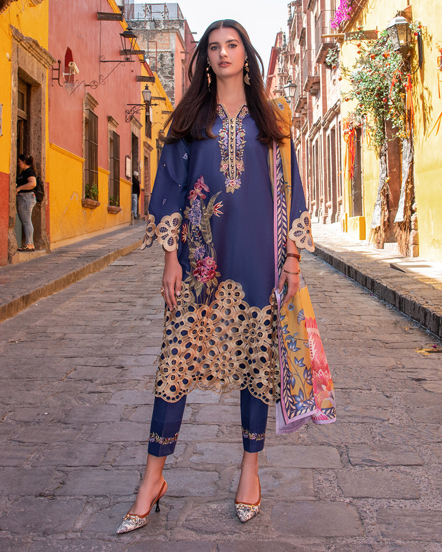 Mushq | Odyssey Lawn 26 | Ines